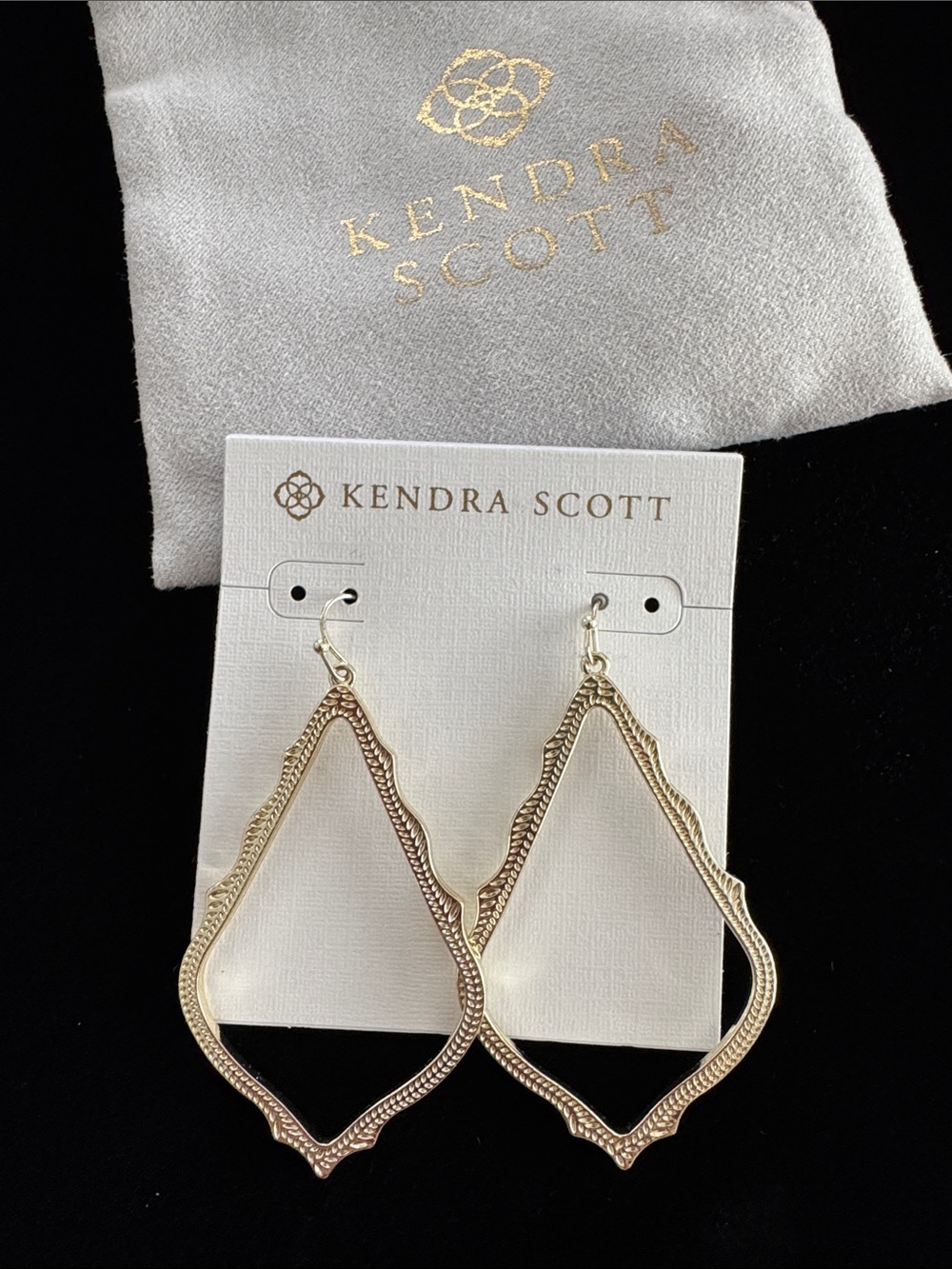 NWT Kendra Scott Gold-Tone Textured Open Teardrop Dangle Earrings